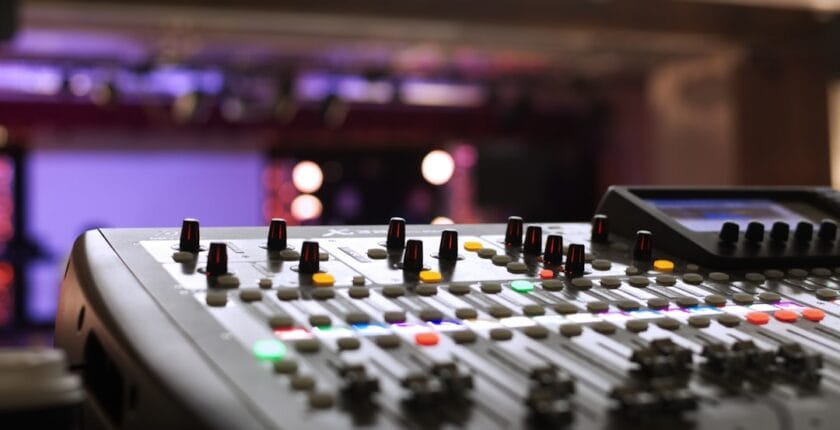 Photo Quality control robots