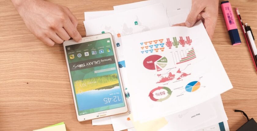 Photo Financial report