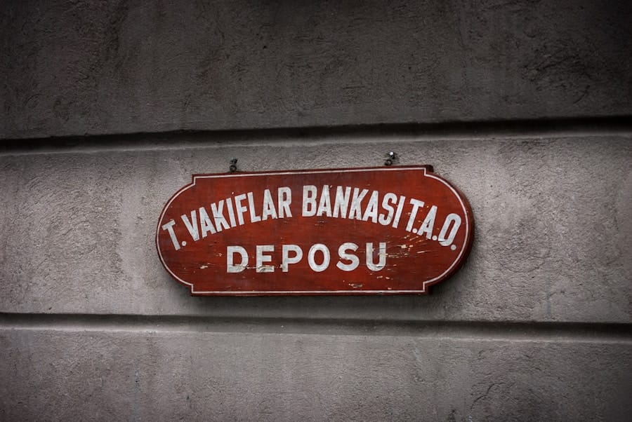 Photo "Banks and positive impact valuation strategy"