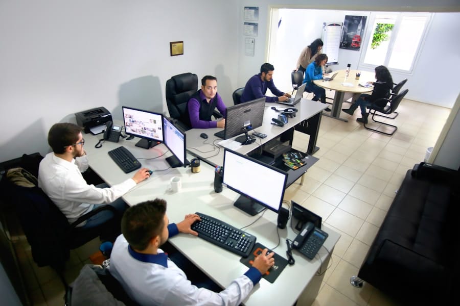 Photo freelance IT professional insurance