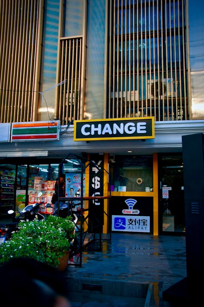 Photo "The 10 best practices for transforming bank branches"