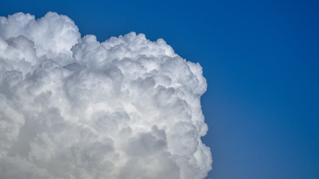 Photo cloud contracts