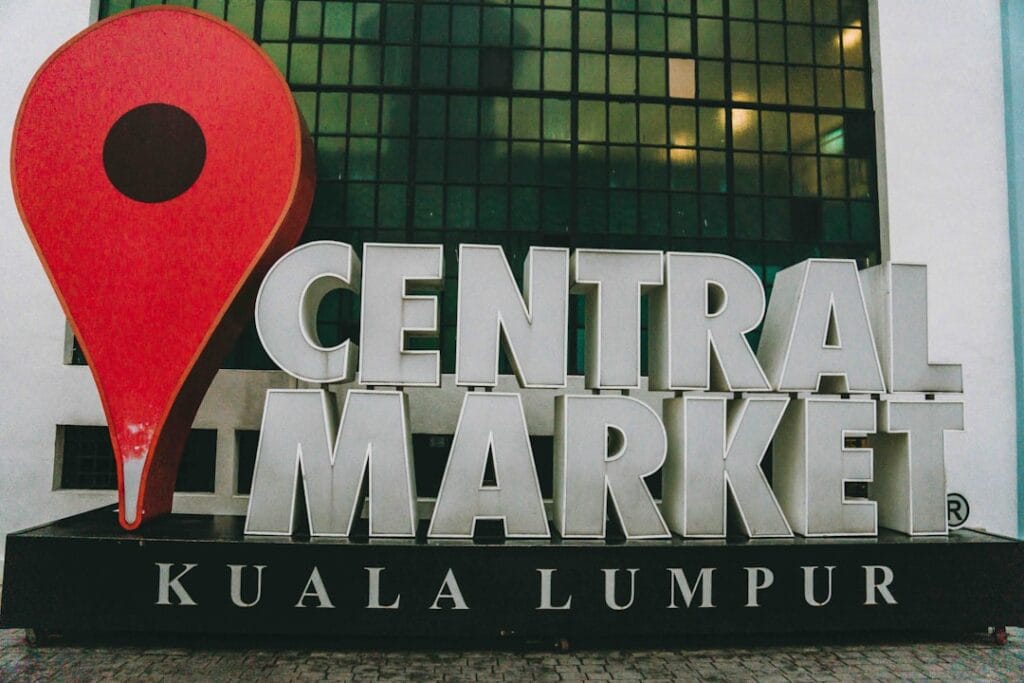Photo intermediation markets