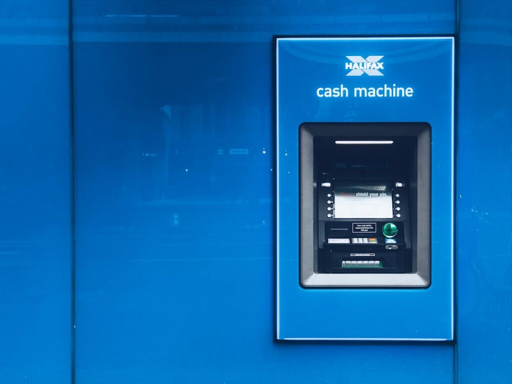 Photo Automate Delta Sharing in Private Banking: Step-by-step Method