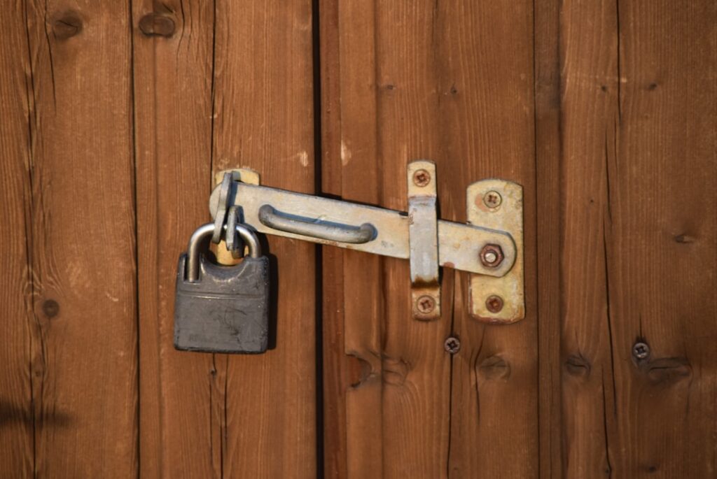 Photo secure claims management leasing