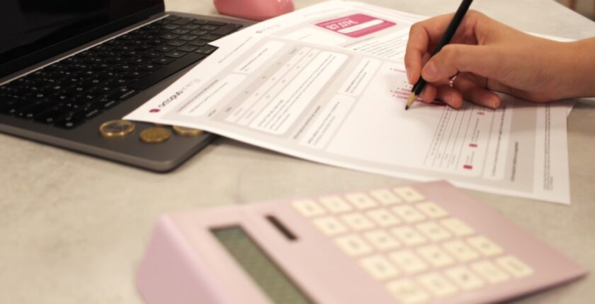 Photo digitalize compliance LCB-FT insurance IARD