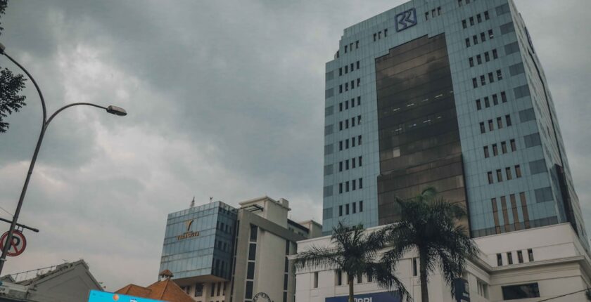 Photo insurance sector