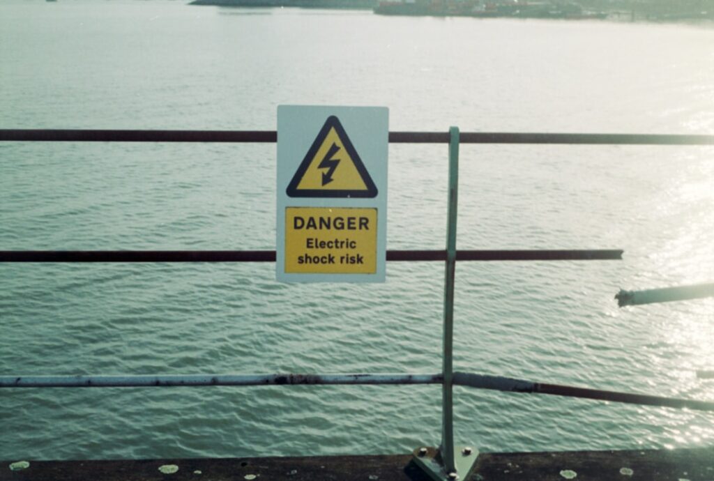 Photo risks ESG