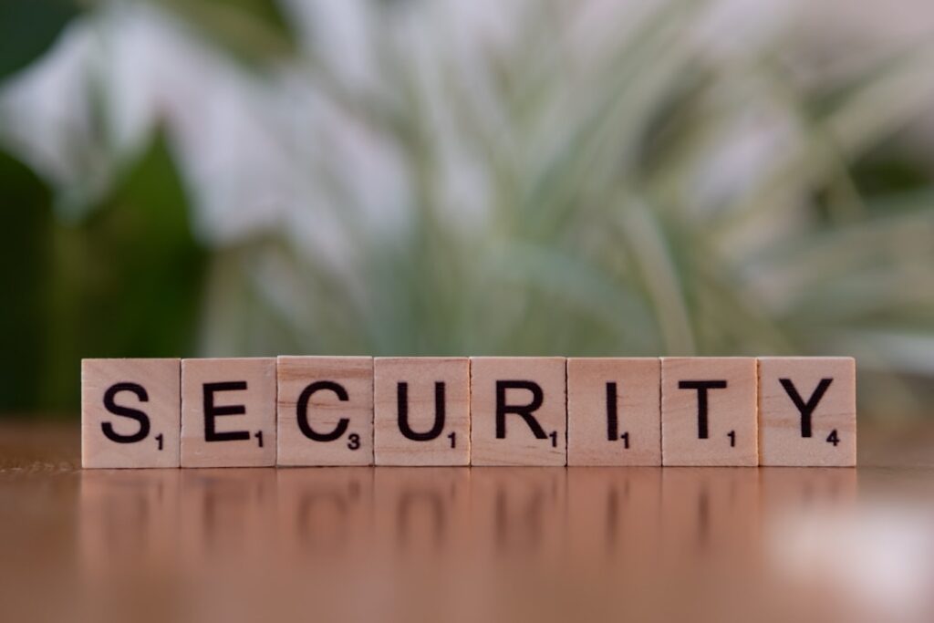 Photo secure commercial management