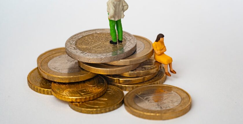 Photo reduce costs in consumer credit collection