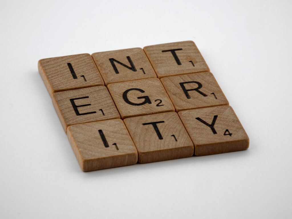 Photo vulnerability management