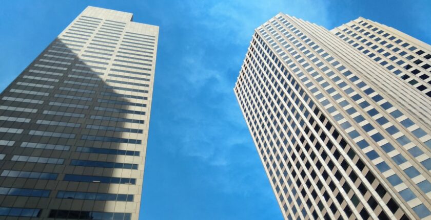 Photo parity management in insurance distribution