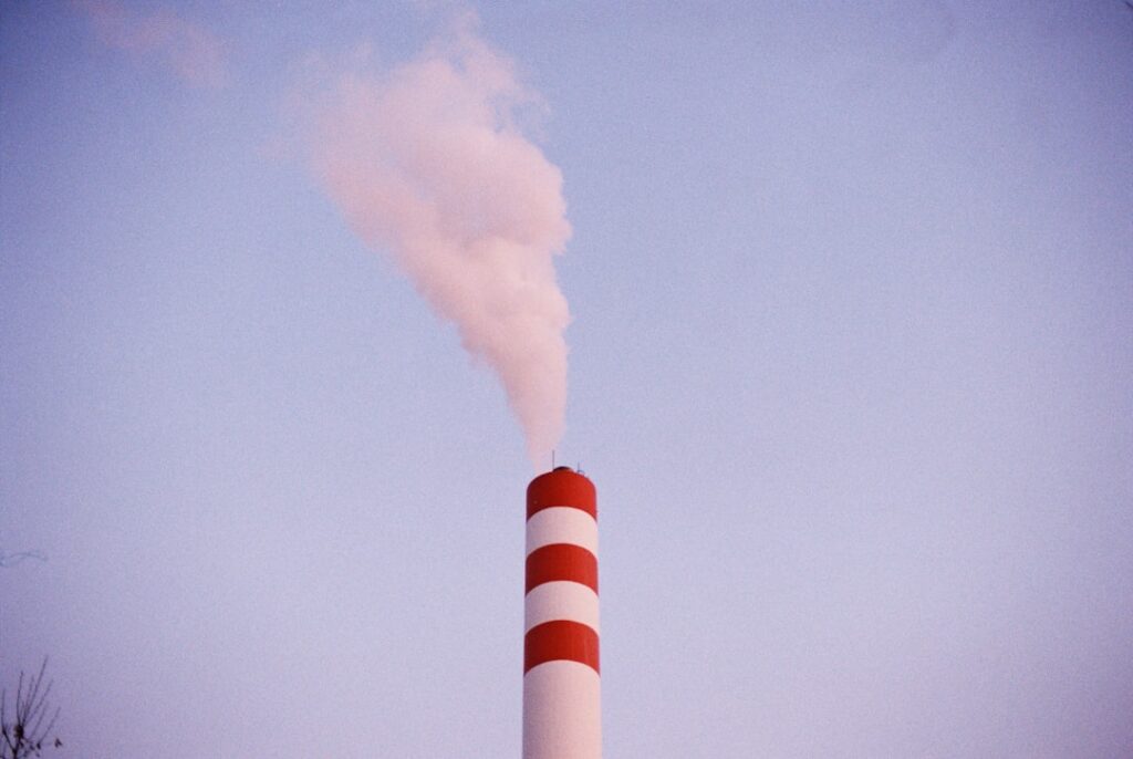 Photo decarbonize insurance