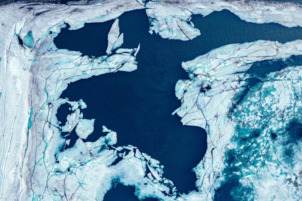 Photo governance of climate data