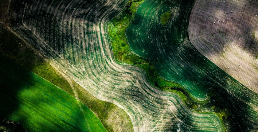 Photo governance of climate data