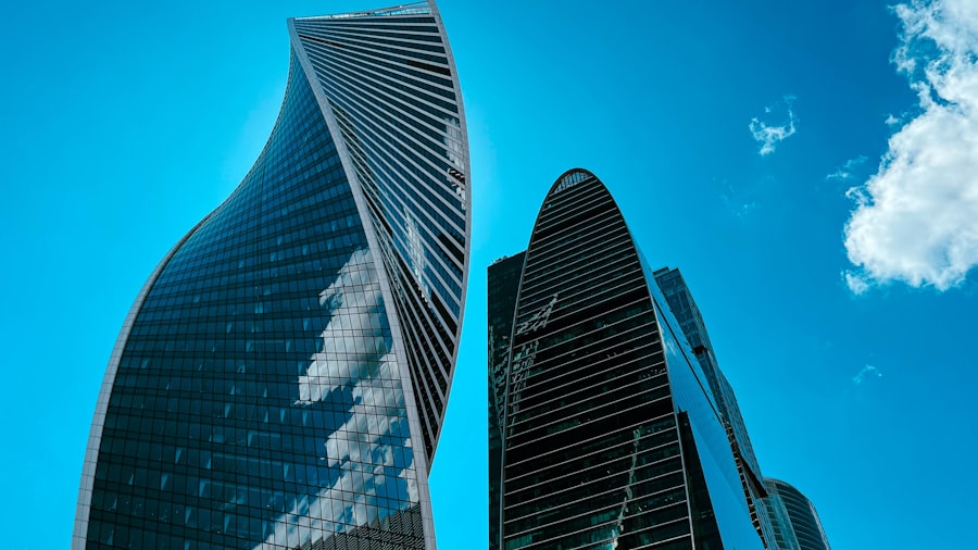 Banking & smart products: design and management