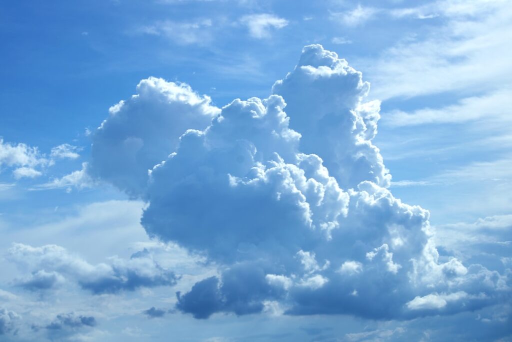 Photo hybrid cloud strategy