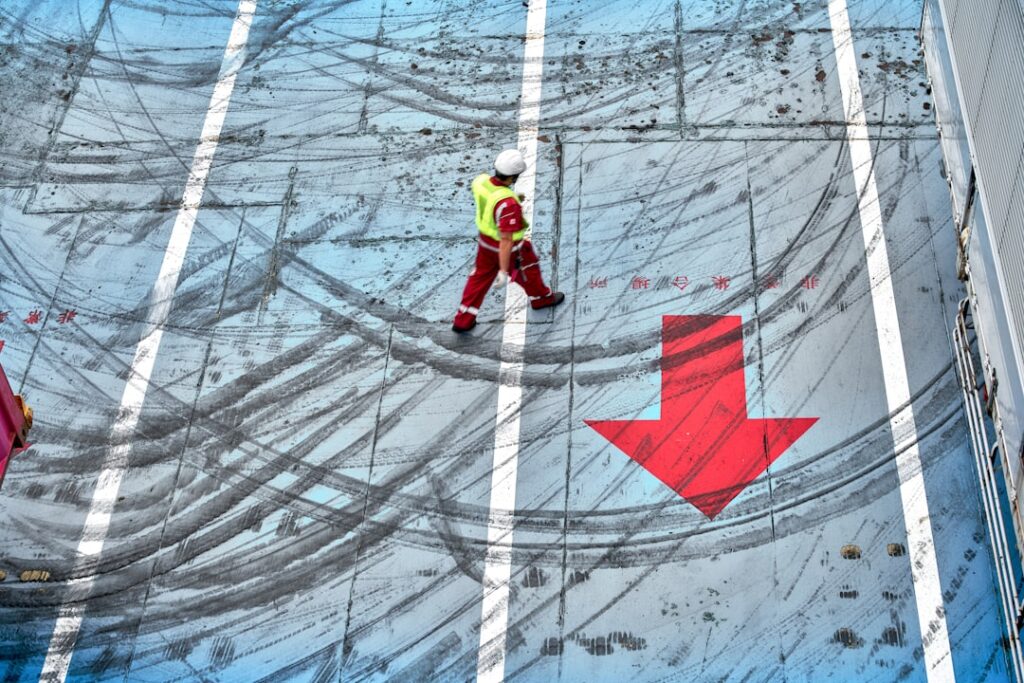 Photo Bank and insurance: faster decision-making without losing control