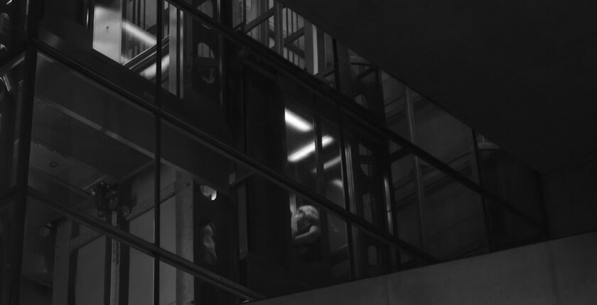 Photo digital compliance