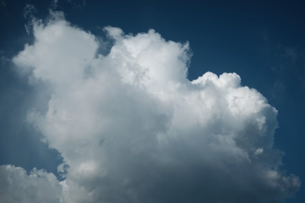 Photo hybrid cloud