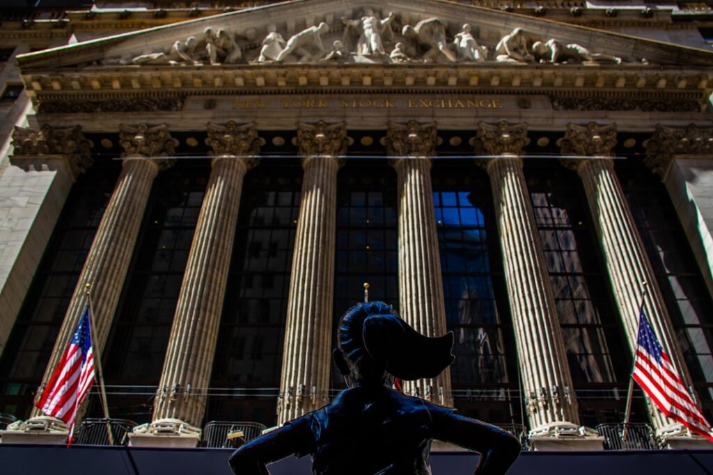 Photo financial regulation